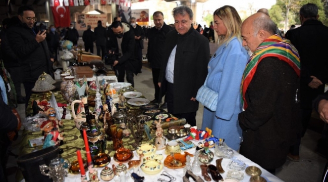 Bornova Antika Pazarı açıldı