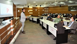 Bornova Belediyesi çalışanları afetler konusunda bilinçleniyor