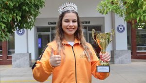 Burçak, 'jimnastiğin kraliçesi' oldu