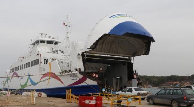 Çanakkale'den adalara yarınki feribot seferleri iptal 