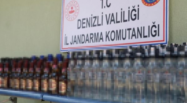 Denizli'de yılbaşında piyasaya sürülecek 350 şişe sahte içki ele geçirdi