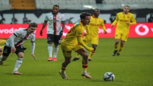 Düşme hattındaki Göztepe'de gözler transferde