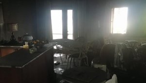 Elektrikli battaniyeden çıkan yangında hayatını kaybetti