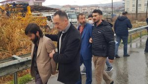 Ev kundaklayan 2 şüpheli, yakalandı