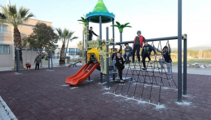 Gaziemir'in parkları yenileniyor