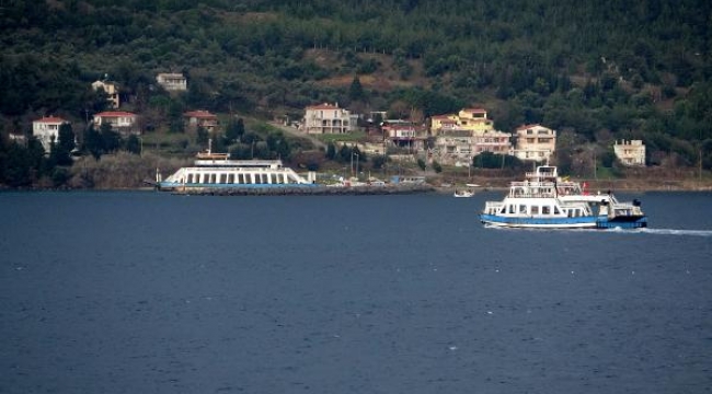 Gökçeada ve Bozcaada'ya tüm feribot seferleri iptal edildi