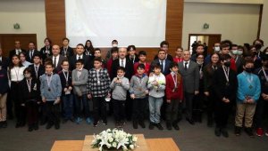 İzmir Bilim Olimpiyatları ödülleri sahiplerini buldu