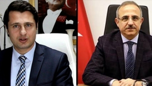 İzmir'de iki partinin 'dönüşüm' tartışması