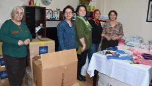 'İzmirli Teyzeler'den miniklere sıcak dokunuş