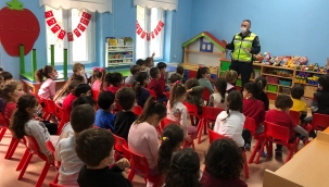 Jandarma 8 bin 263 öğrenciye ulaştı 