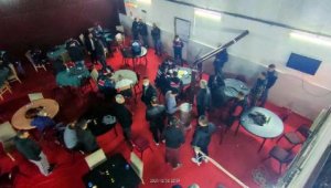 Kahvehanede kumar oynayan 38 kişiye para cezası