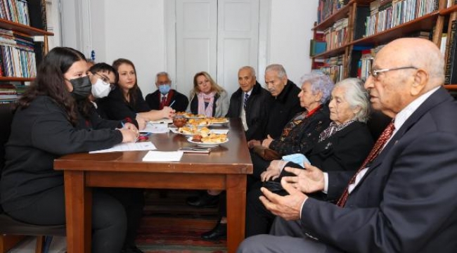 Kızılçullu öğrenci ve öğretmenlerine köy enstitülerini anlattılar