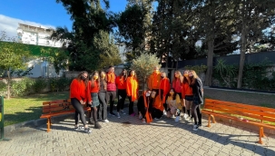 Lise öğrencilerinden katledilen kadınlara ağıt