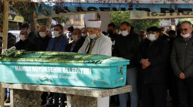 Manisa'da kalbine yenik düşen doktor toprağa verildi