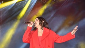 Melek Mosso yeni yıl projesini Bodrum'da açıkladı