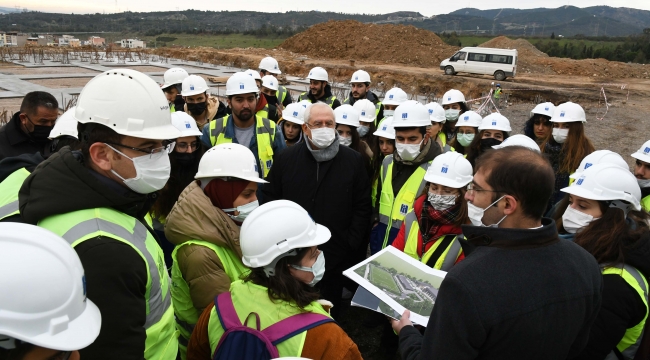 Mühendislik öğrencileri Karabağlar'daki örnek projeyi inceledi