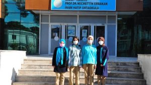 Öğrencilerden büyüklerine ders olacak davranış