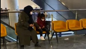 Poliklinikteki çocuğa tokat attı; o anlar kamerada