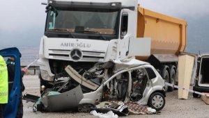 Şerit ihlali yapınca canından oldu