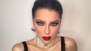 Sosyal medyada ayaklarını paylaştı