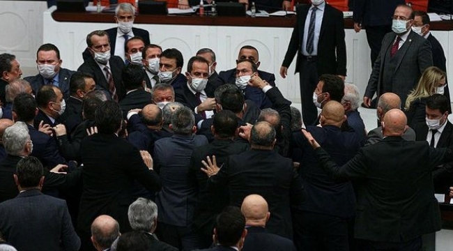 TBMM karıştı! Milletvekilleri neden kavga etti