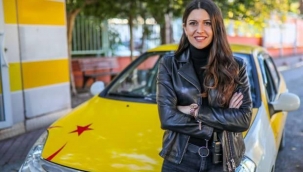 Üniversiteyi bitirdi, baba mesleği taksiciliğe başladı