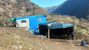 10 yıl hapisle aranan zanlı çadırda yakalandı