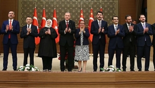 3.5 yılda 7 bakan görevden ayrıldı