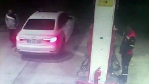 5 genç, ölmeden önce benzin almış!