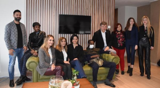 Afrikalı hasta İzmir'de şifa buldu