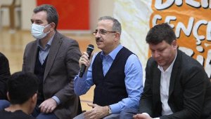 AK Parti İzmir İl Başkanı Sürekli, yeni yıl hedefini gençlerle koydu