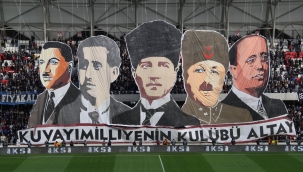 Altay taraftarından Kuvayı Milliye koreografisi