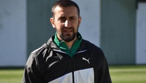 Altay, teknik direktörlük için Serkan Özbalta ile temasta