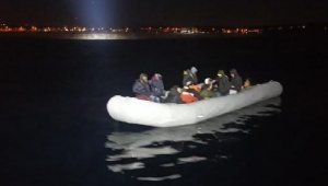 Ayvalık açıklarında 45 kaçak göçmen kurtarıldı