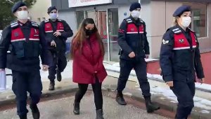 Babasını öldüren genç kıza 10 yıl hapis cezası