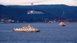 Bozcaada'ya tüm feribot seferleri iptal edildi