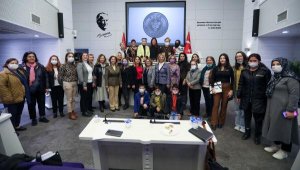 Buca'da aile ve çocuk iletişimi ele alındı