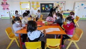 Buca'da ücretsiz eğitim merkezleri ailelere rahat nefes aldırdı