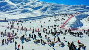 Denizli Kayak Merkezi'nde kar kalınlığı 105 santimetre oldu