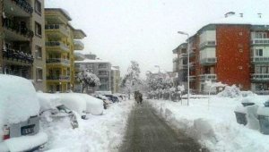 Denizli'de hamile ve engelli personele 'kar' izni