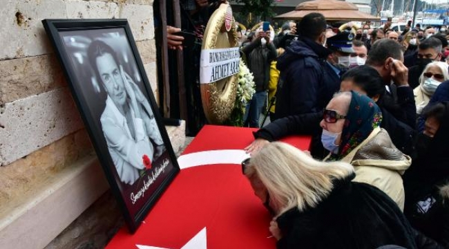 Fatma Girik, Bodrum'da son yolculuğuna uğurlandı
