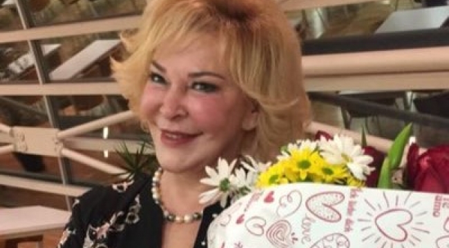 Gülsin Onay, 2022 konserlerine İzmir'le başladı