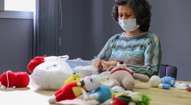 Hayata ilmek ilmek bağlandı