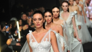 İzmir, 15 defileyle moda günleri yaşadı