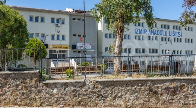 İzmir'de okullardaki 70 sınıf karantinaya alındı
