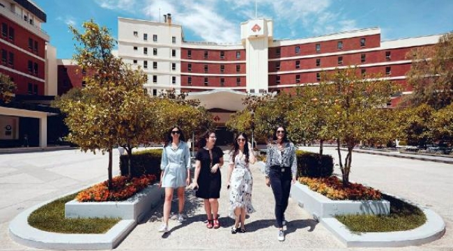 İzmir Ekonomi Üniversitesi'nde eğitim serisi sürüyor