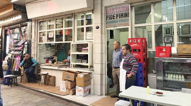 İzmir'in 188 yıllık pidecisi kapandı!