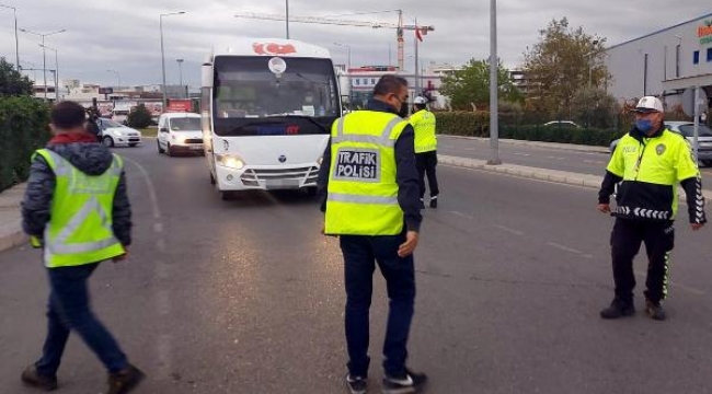 İzmir'de 1 haftada 25 bin 690 trafik cezası kesildi