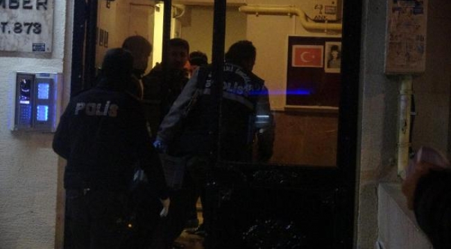 İzmir'de cinayet! Arkadan gelip bıçağı sapladı