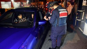 İzmir'de jandarmadan sıkı denetim